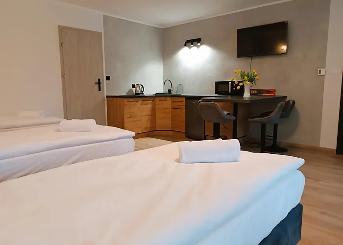 Platanowe Wzgorze アパート Wojcieszyce